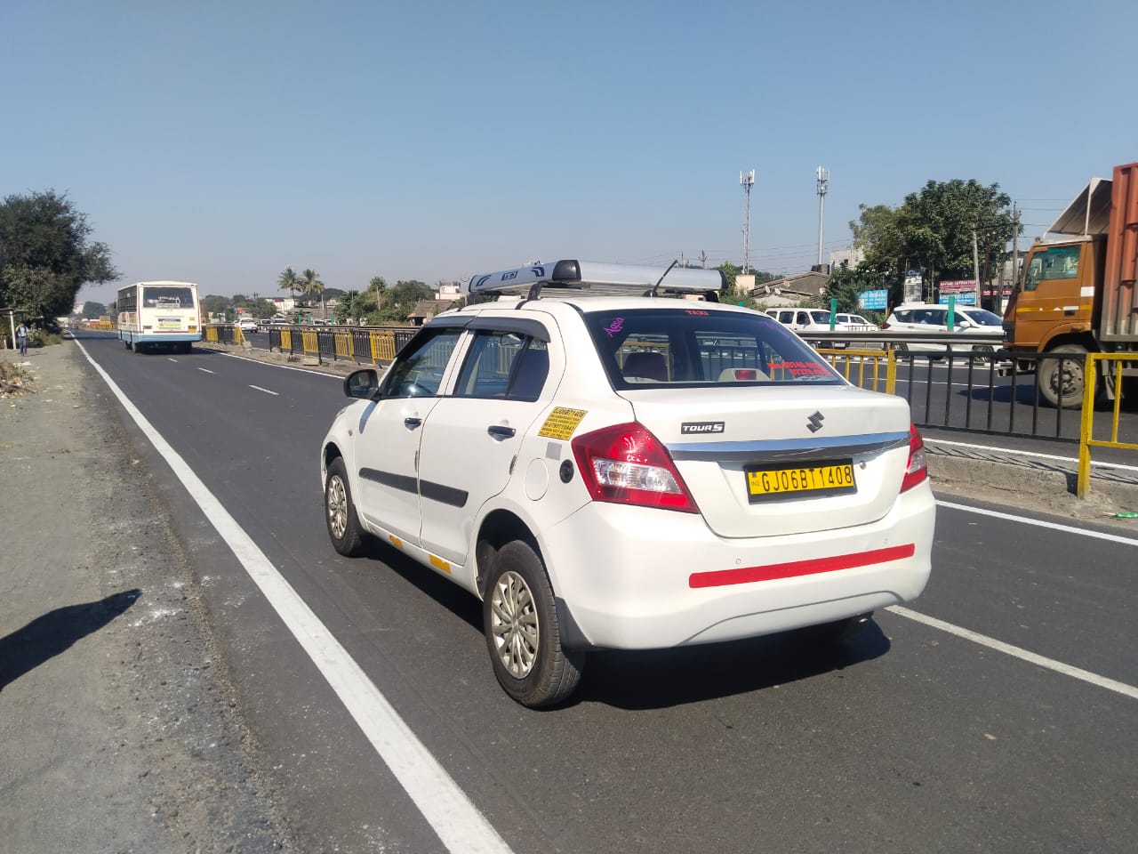 Reliance Taxi car 22